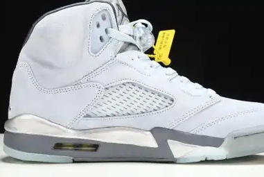 BLUEBIRD (W) RETRO JORDAN AIR 5 0526